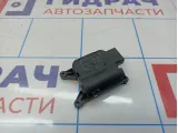 Моторчик заслонки отопителя Volkswagen Golf Plus (Mk5) 3C0907511A.