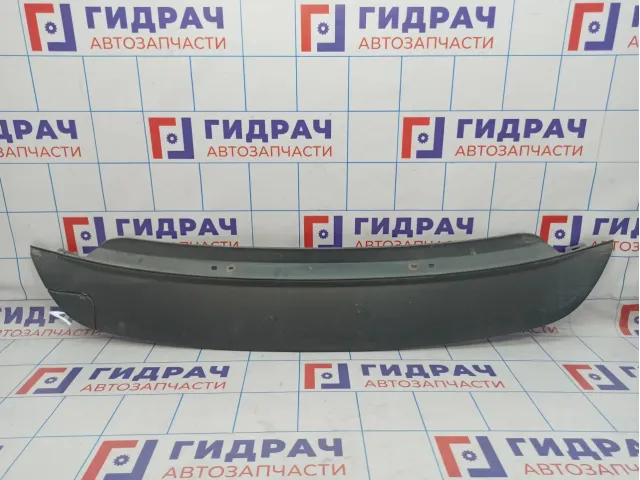 Спойлер заднего бампера Volkswagen Golf Plus (Mk5) 5M0807568D. Царапины, сломано крепление.