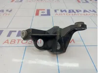 Кронштейн крепления троса КПП Volkswagen Golf Plus (Mk5) 5Q0711789.