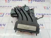 Коллектор впускной Volkswagen Golf Plus (Mk5) 06A133203EM. Сломан штуцер.