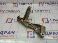 Кронштейн переднего рычага правый Volkswagen Golf Plus (Mk5) 1K0199296E.