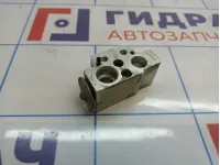 Клапан кондиционера Volkswagen Golf Plus (Mk5) 1K0820679.