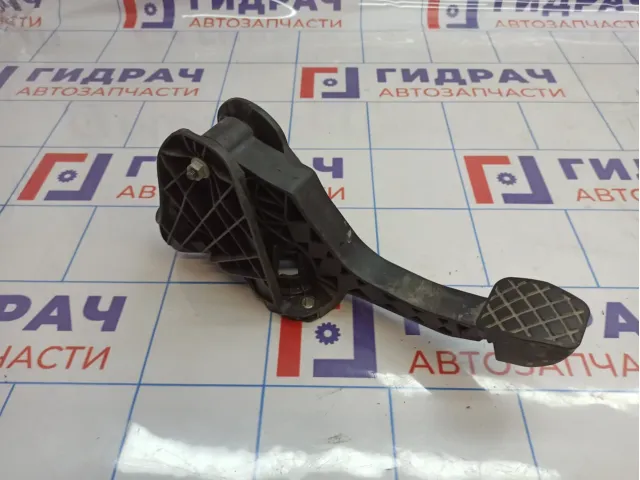 Педаль сцепления Volkswagen Golf Plus (Mk5) 1K1721059.