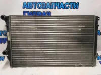 Радиатор основной VW Golf 2011 1K0121253BB