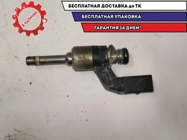 Форсунка инжекторная VW Golf 2011 03C906036M