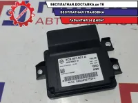 Блок управления парковочным тормозом Volkswagen Passat B6 3C8907801A.