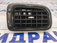 Дефлектор воздушный правый Volkswagen  Polo Sedan (Mk5) 6RF819704B.