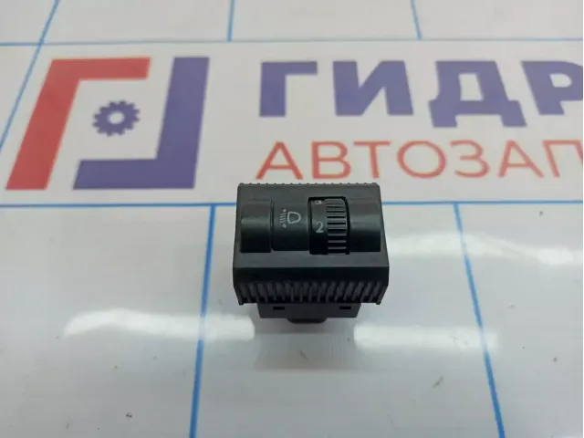 Кнопка корректора фар Volkswagen Polo Sedan (Mk5) 6RU941333
