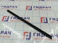 Уплотнитель стекла двери заднего левого Volkswagen Polo Sedan (Mk5) 6RU8394795AP