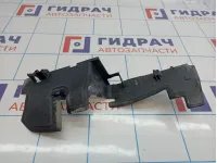 Воздуховод радиатора правый Volkswagen Polo Sedan (Mk5) 6RU121284B