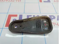 Кронштейн переднего рычага правый Volkswagen Polo Sedan (Mk5) 6R0199518 Кронштейн переднего рычага правый Volkswagen Polo Sedan (Mk5) 6R0199518