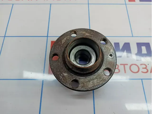 Ступица задняя Volkswagen Polo Sedan (Mk5) 6RU501611B