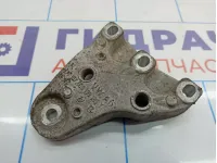 Кронштейн двигателя правый Volkswagen Polo Sedan (Mk5) 6Q0199185T