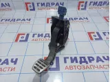 Педаль сцепления Volkswagen Polo Sedan (Mk5) 06RU21059
