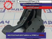 Педаль тормоза Volkswagen Polo Sedan (Mk5) 6RU721141. Потертость.