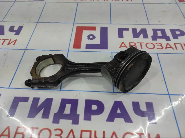 Поршень с шатуном Volkswagen Polo Sedan (Mk5) 04E107065B. CFNA 1.6 105 л.с.
