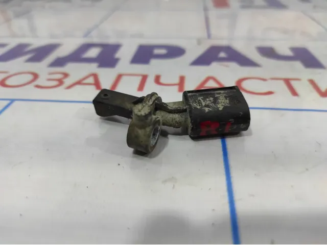 Датчик ABS задний левый Volkswagen Polo Sedan (Mk5) WHT003863.