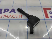 Катушка зажигания Volkswagen Polo Sedan (Mk5) 04E905110K.