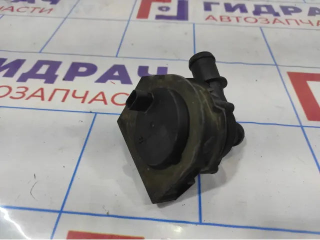 Насос (помпа) электрический Volkswagen Polo Sedan (Mk5) 5Q0965567.