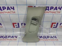 Обшивка средней стойки правой верхняя Volkswagen Polo Sedan (Mk5) 6RU867244.