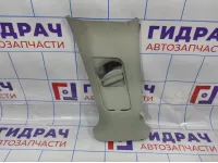 Обшивка средней стойки левой верхняя Volkswagen Polo Sedan (Mk5) 6RU867243.