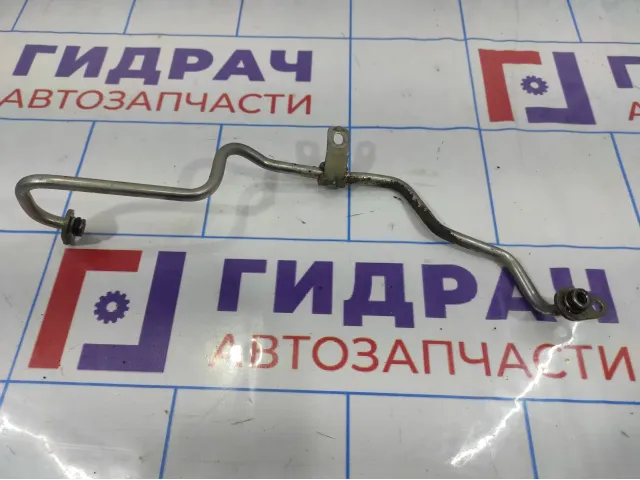 Трубка турбокомпрессора Volkswagen Polo Sedan (Mk5) 04E145140E.