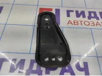 Кронштейн переднего рычага правый Volkswagen Polo Sedan (Mk5) 6R0199518.