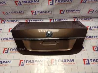 Крышка багажника Volkswagen Polo Sedan (Mk5) 6RU827025F.