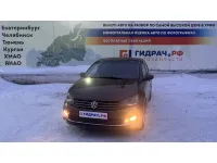 Volkswagen Polo Sedan (Mk5)