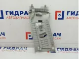 Обшивка стойки средняя левая верхняя Volkswagen Polo 6 60U867244BY20. Сломано крепление.