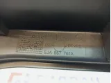 Держатель задней полки левый Volkswagen Polo 6 5JA867761A9B9. Потертость.