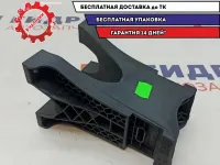 Кронштейн крепления подлокотника Volkswagen Polo 6 6V0864273.