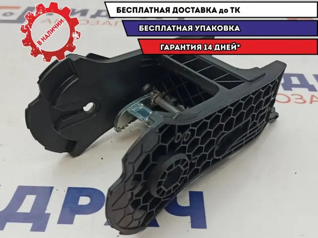 Кронштейн подлокотника Volkswagen Polo 6 6V0864273A.