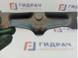 Ответная часть замка багажника Volkswagen Polo 6 8V0827507H.
