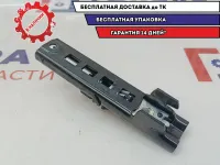 Механизм регулировки ремня безопасности Volkswagen Polo 6 3C8857819A.