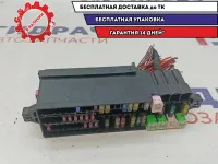 Блок предохранителей Volkswagen Polo 6 6C0937615A.