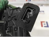 Замок двери передней левой Volkswagen Polo 6 5TB837015C. 7 контактов.
