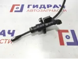 Цилиндр сцепления главный Volkswagen Polo 6 2Q0721405. В сборе.