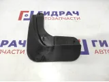 Брызговик задний левый Volkswagen Polo 6 .