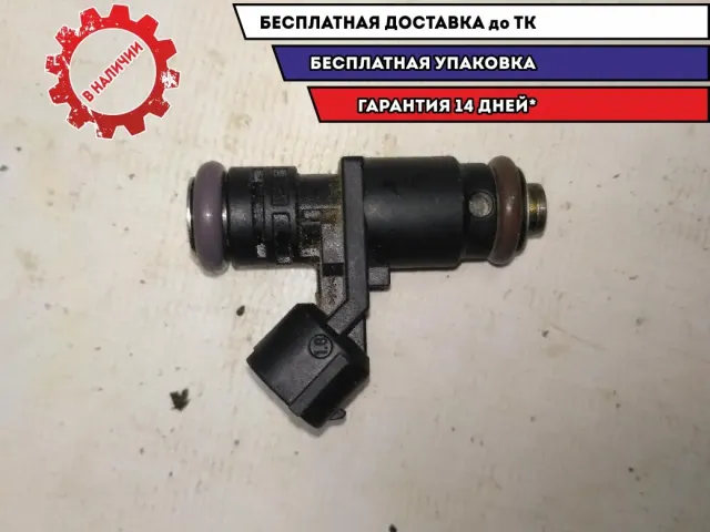 Форсунка инжекторная VW Polo Sedan 2017 04E906031H Отличное состояние.