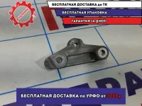 Кронштейн ролика-натяжителя Volkswagen Polo Sedan (Mk5) 04C145299B.