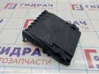Крышка блока предохранителей Volkswagen Tiguan (NF) 1K0937132G