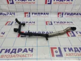 Трубка системы охлаждения Volkswagen Tiguan (NF) 06J121065F