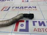 Трубка системы охлаждения Volkswagen Tiguan (NF) 06J121065F