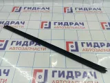 Уплотнитель стекла переднего правого Volkswagen Tiguan (NF) 5N08374805AP