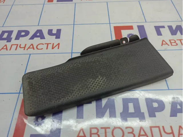 Накладка под ногу Volkswagen Tiguan (NF) 1K1864777B