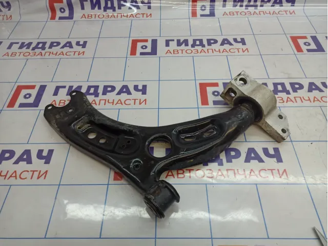 Рычаг передний нижний правый Volkswagen Tiguan (NF) 5N0407152