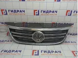 Решетка радиатора Volkswagen Tiguan (NF) 5N0853651C