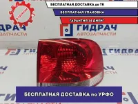 Фонарь задний наружный правый Volkswagen Touareg 7L6945096P.