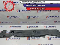Защита антигравийная правая Volkswagen Touareg 7L0825212A. Дефект.
